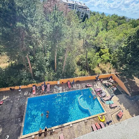 Apartamento линоляни