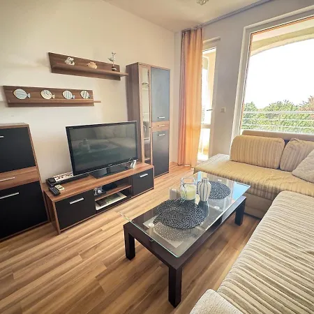 линоляни Apartamento *